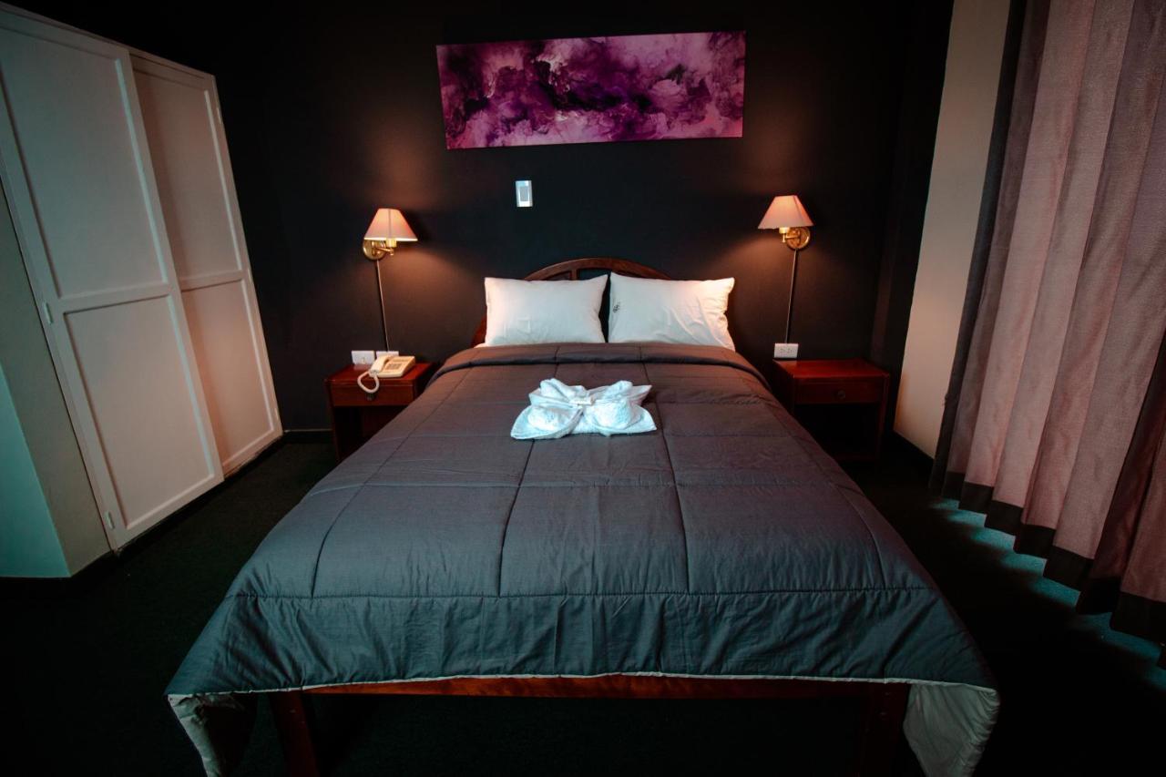 Saint Germain Hotel Trujillo Ngoại thất bức ảnh