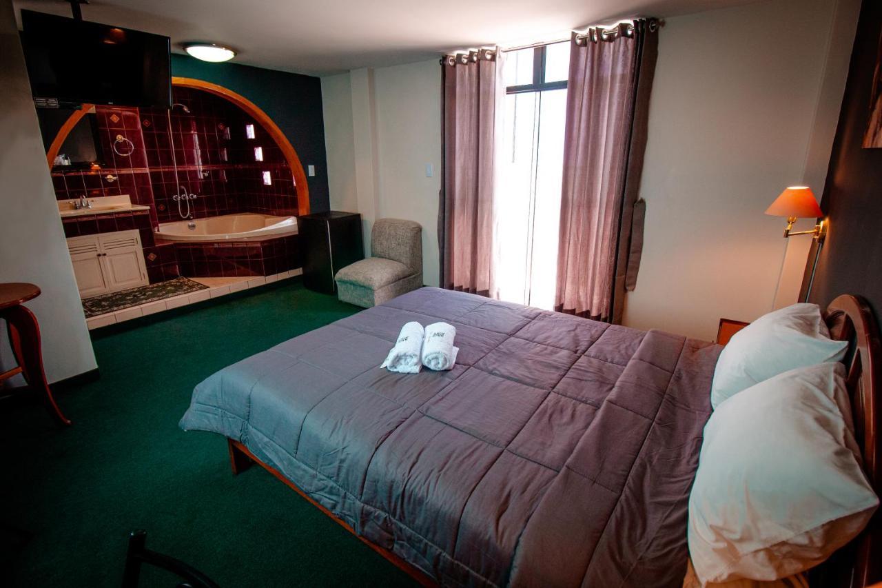 Saint Germain Hotel Trujillo Ngoại thất bức ảnh