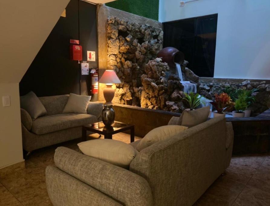 Saint Germain Hotel Trujillo Ngoại thất bức ảnh